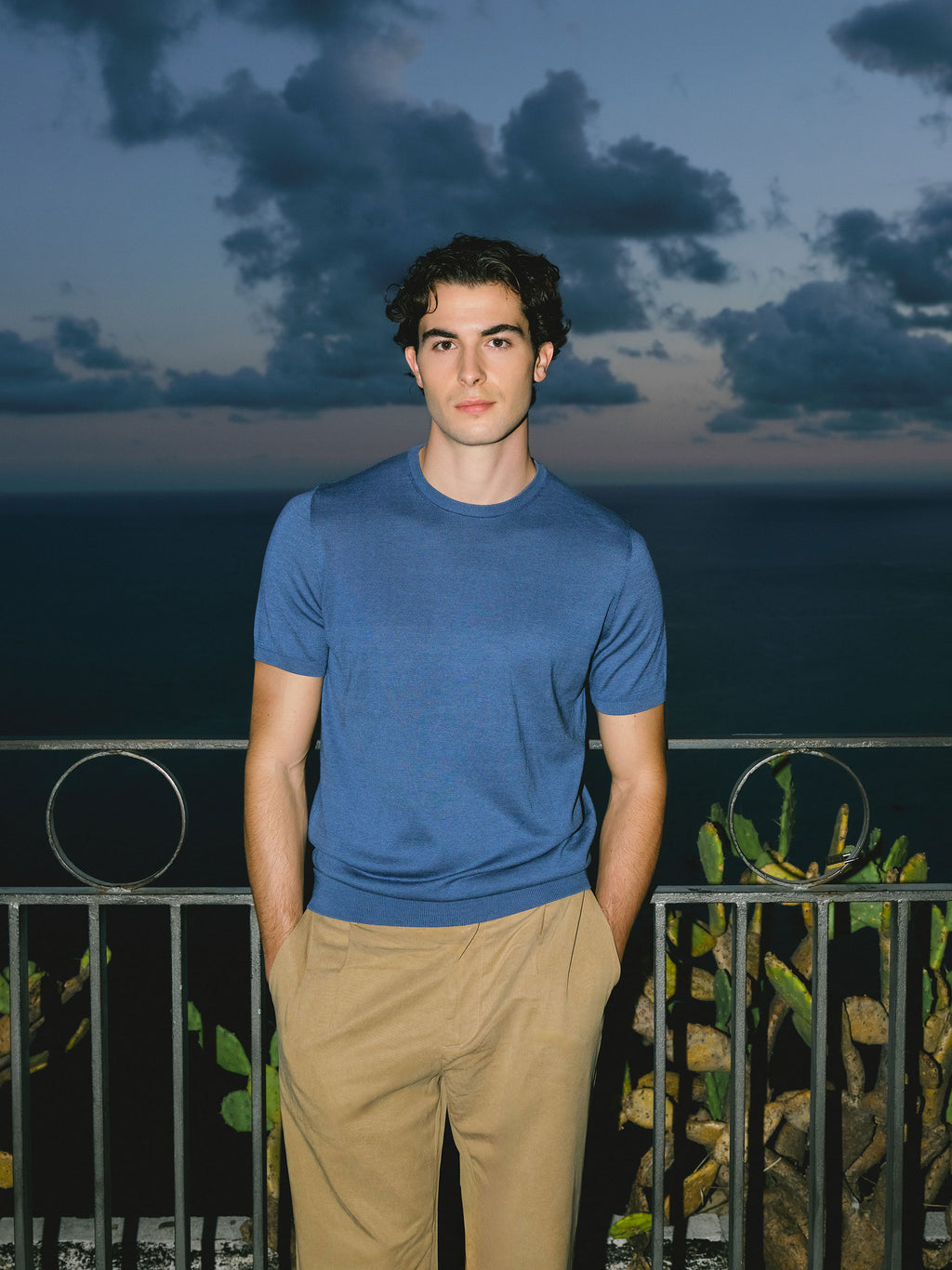 CAMISOLA DE GOLA REDONDA EM TRICOT DE MANGA CURTA CALA VOLPE