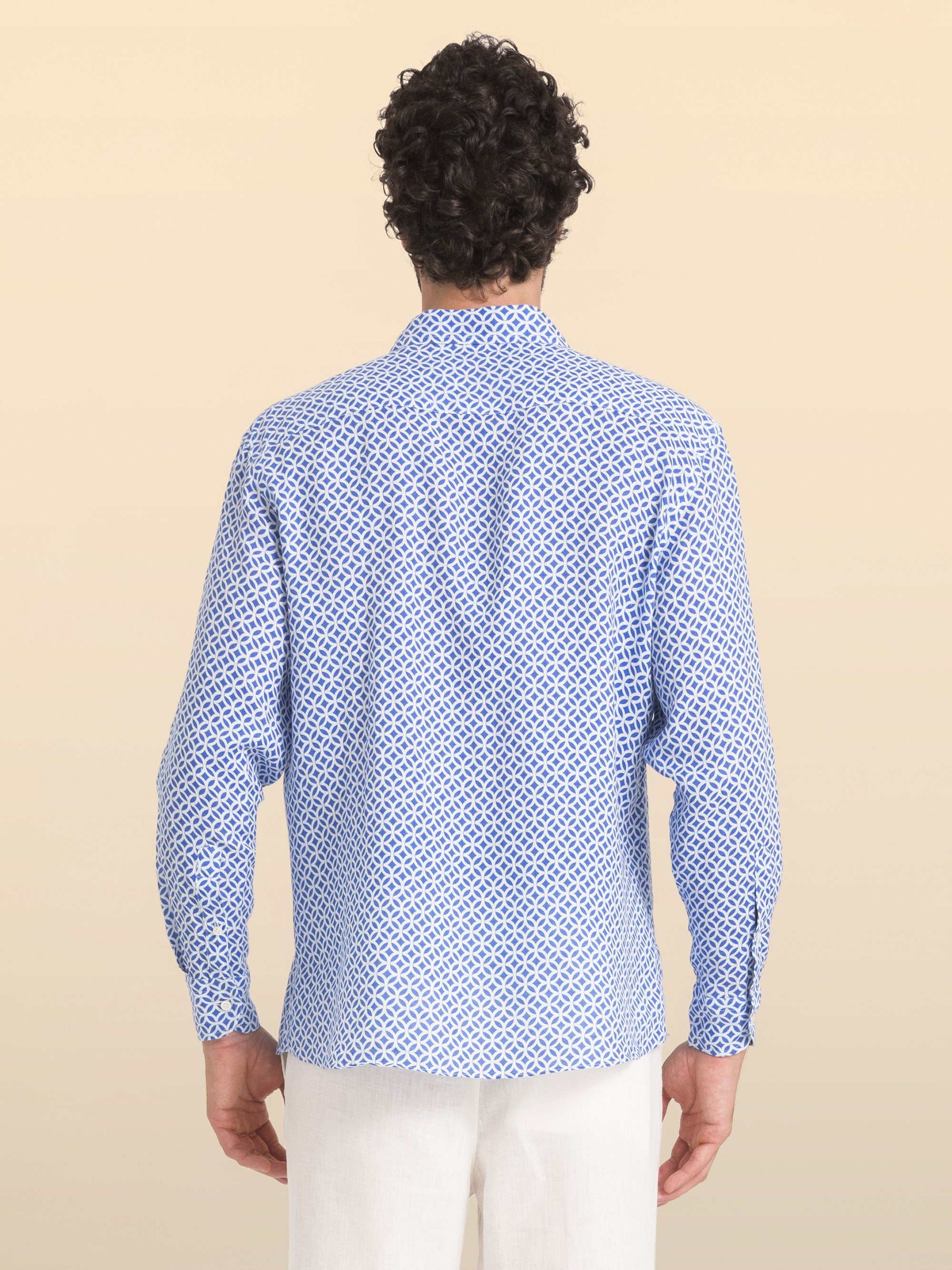 CAMISA EM LINHO LEUCA