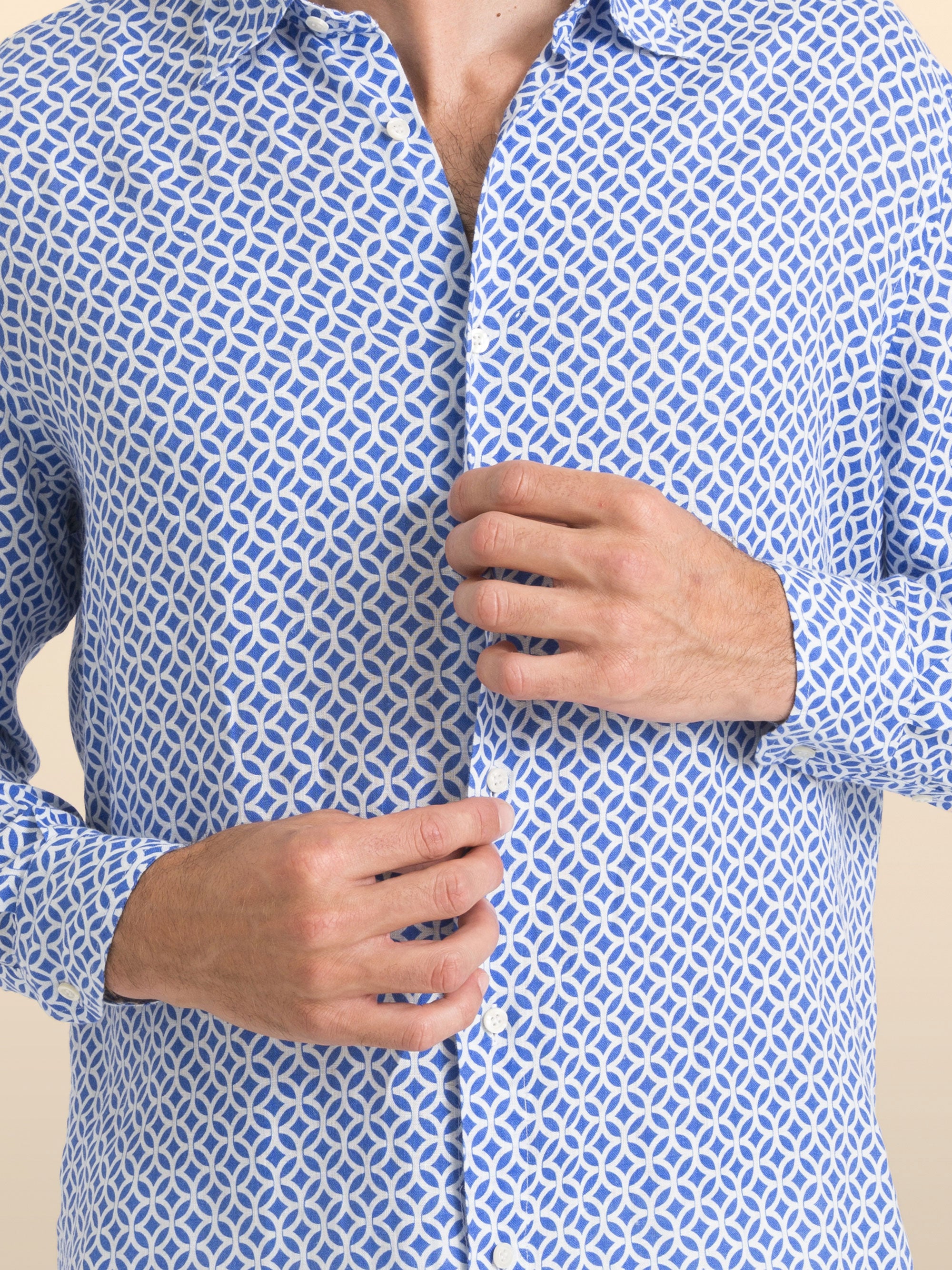 CAMISA EM LINHO LEUCA